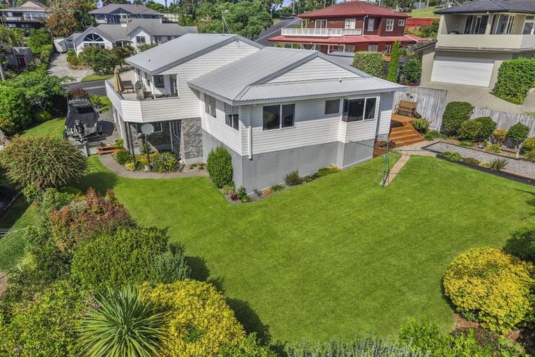 Photo of property in 11 Vista Motu, Red Beach, 0932