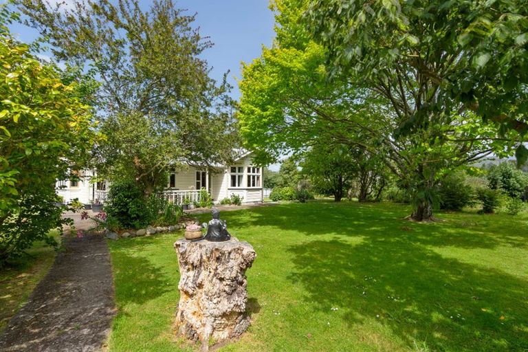 Photo of property in 160 Fitzherbert Street, Featherston, 5710