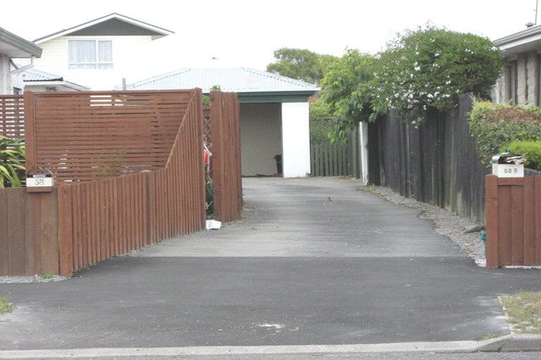 Photo of property in 2/58 Inwoods Road, Parklands, Christchurch, 8083