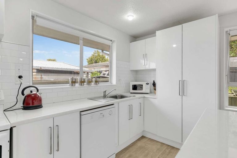 Photo of property in 91b Cottonwood Street, Parklands, Christchurch, 8083