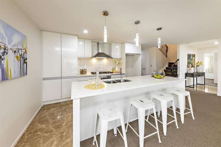 Photo of property in 382 Ormiston Road, Flat Bush, Auckland, 2019