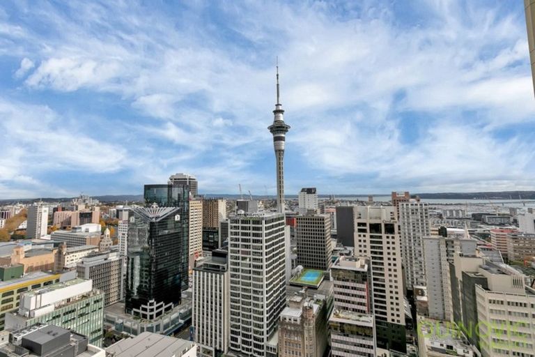Photo of property in The Metropolis Apartments, 2914/1 Courthouse Lane, Auckland Central, Auckland, 1010