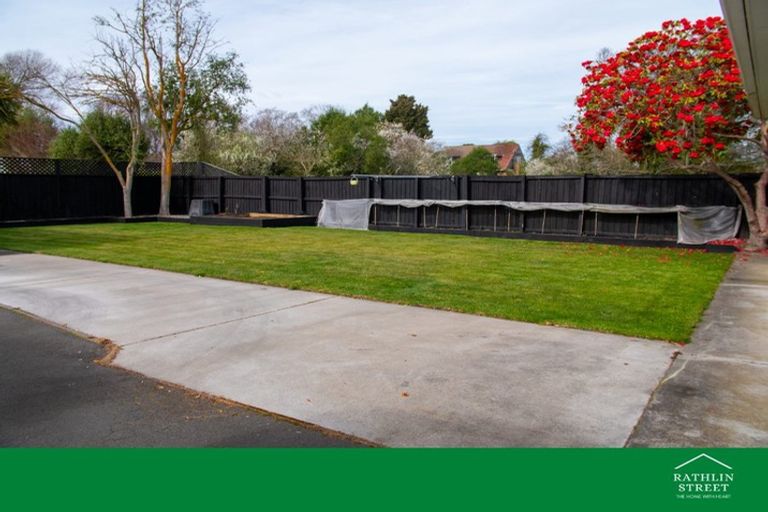 Photo of property in 18 Rathlin Street, Redwood, Christchurch, 8051