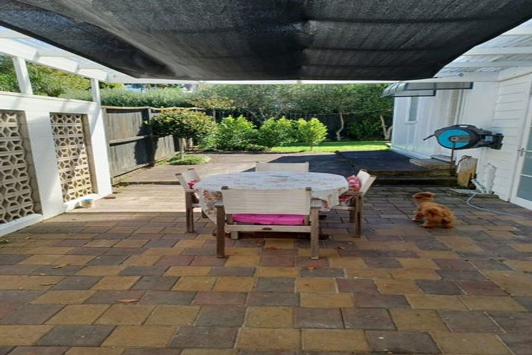 Photo of property in 24 Princes Street, Northcote Point, Auckland, 0627