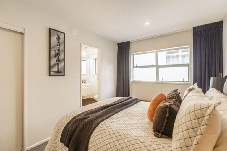 Photo of property in 21b Maida Vale Road, Roseneath, Wellington, 6011