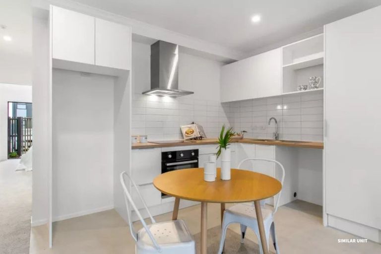 Photo of property in 4/20 Bader Drive, Mangere, Auckland, 2022