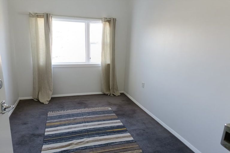 Photo of property in 24 Stoke Street, Newtown, Wellington, 6021