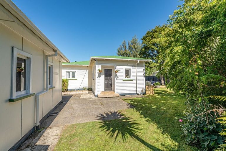 Photo of property in 36 Lewis Avenue, Aramoho, Whanganui, 4500
