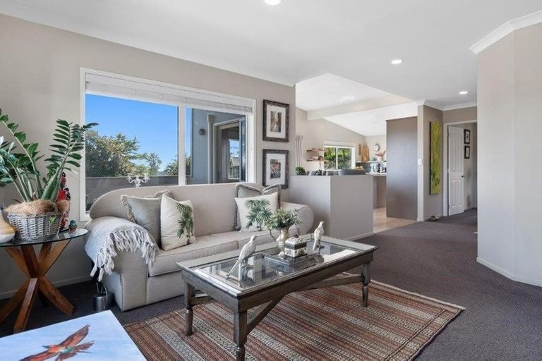 Photo of property in 10 Ladera Mews, Bethlehem, Tauranga, 3110