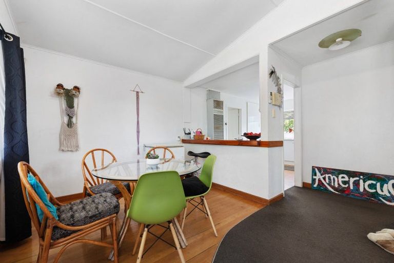 Photo of property in 126 Koutu Road, Kawaha Point, Rotorua, 3010