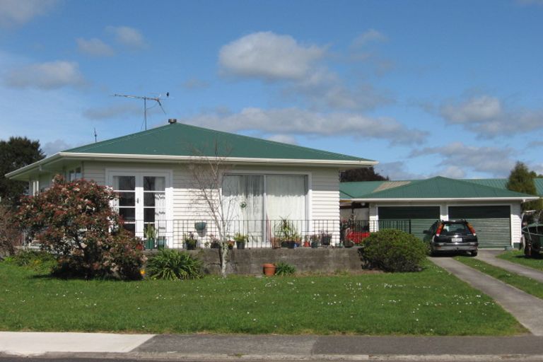 Photo of property in 12 Sarah Avenue, Whitianga, 3510