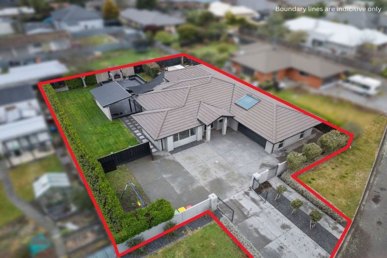 Photo of property in 24 James Drive, Woodend, 7610