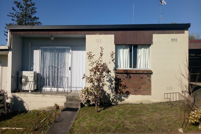 Photo of property in 1/141 Birkdale Road, Birkdale, Auckland, 0626