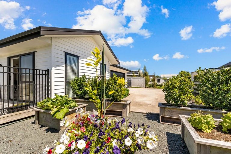 Photo of property in 5 Kermadec Crescent, Waipu, 0510