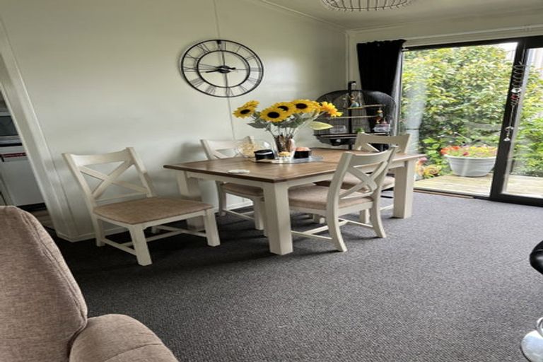 Photo of property in 68 Grey Street, Woodville, 4920