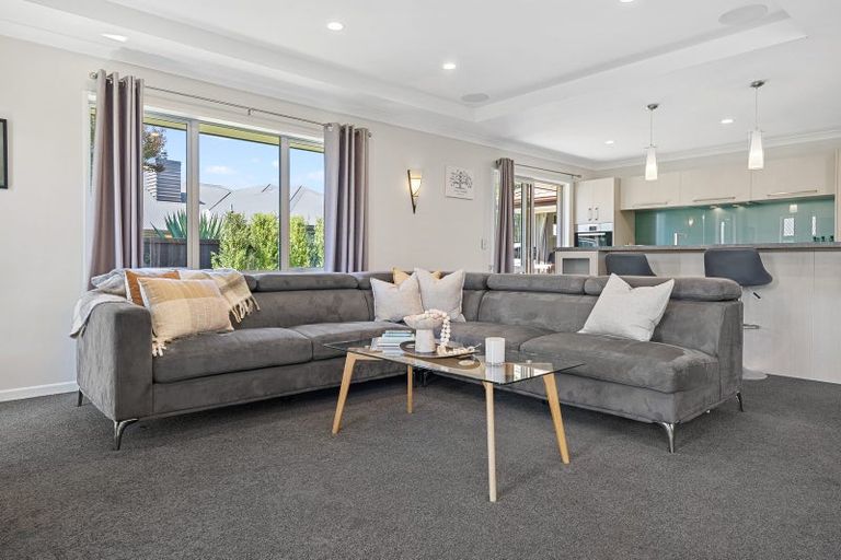 Photo of property in 5 Shona Lane, West Melton, 7618