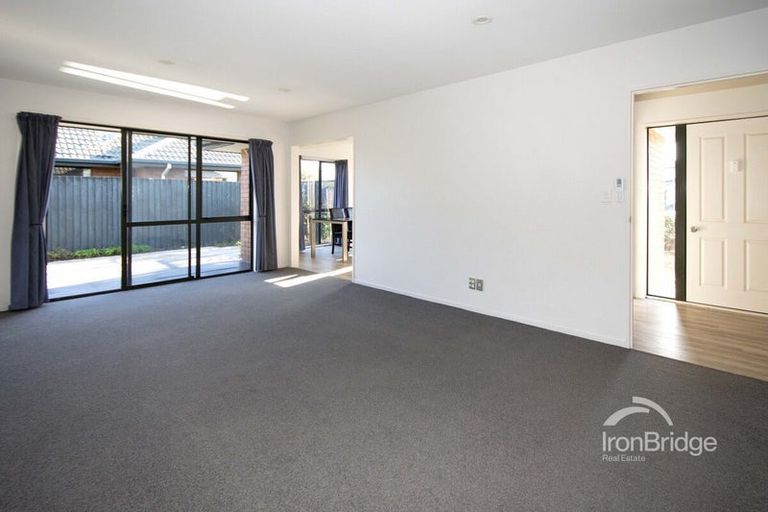 Photo of property in 58 Broadhaven Avenue, Parklands, Christchurch, 8083