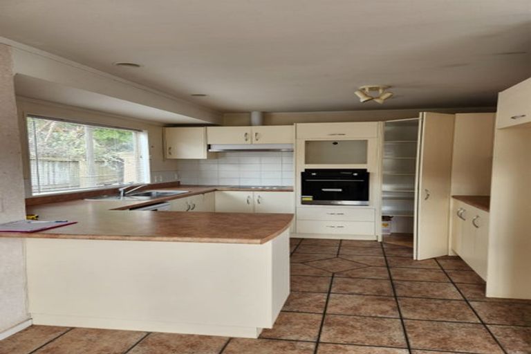 Photo of property in 1/18 Edendale Road, Somerville, Auckland, 2014