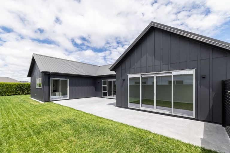 Photo of property in 32 Matau Crescent, Frimley, 4120