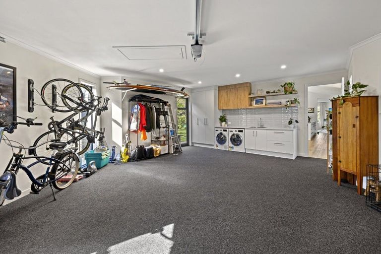 Photo of property in 3 Waipatukahu Lane, Raglan, 3225