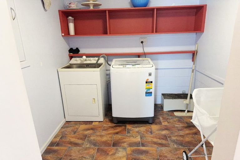 Photo of property in 5 Currey Crescent, Milford, Auckland, 0620