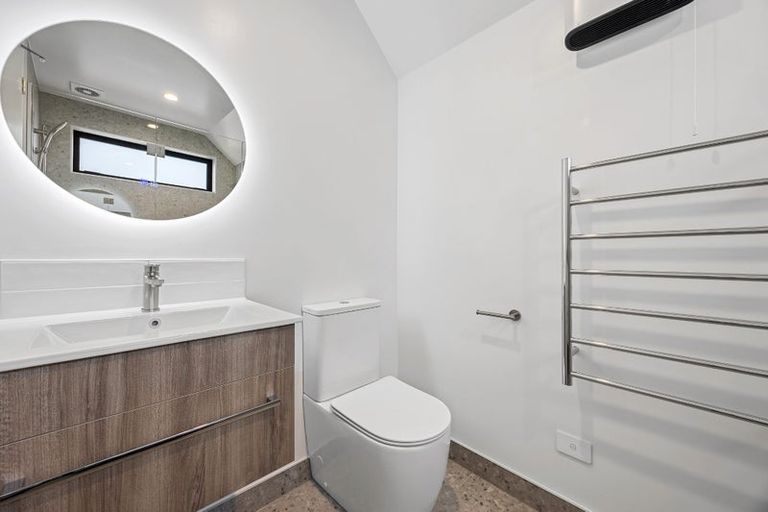 Photo of property in 9/200 Main Road North, Redwood, 8051