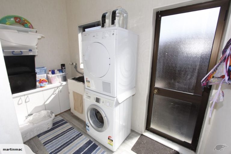 Photo of property in 1/79 Aberfeldy Avenue, Highland Park, Auckland, 2010