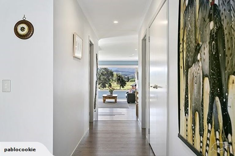 Photo of property in 15 Kittyhawk Drive, Kinloch, Taupo, 3377