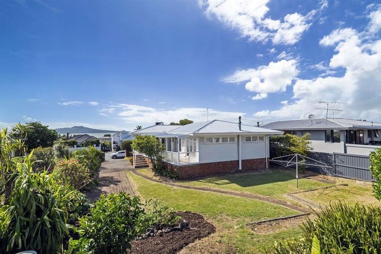 Photo of property in 192 Hurstmere Road, Takapuna, Auckland, 0622