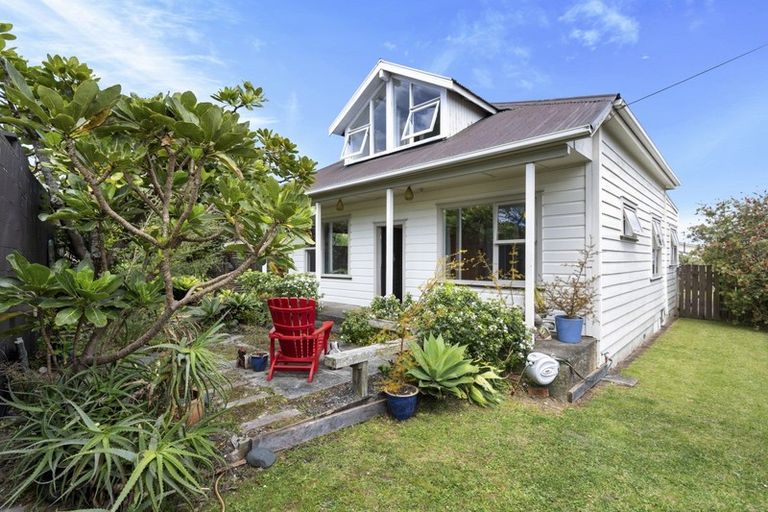 Photo of property in 116 Mokoia Road, Chatswood, Auckland, 0626