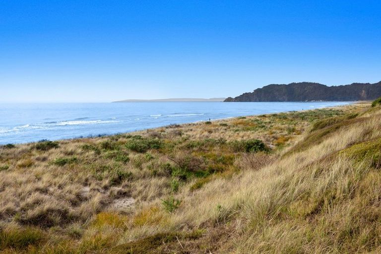 Photo of property in 18 Pacific Parade, Coastlands, Whakatane, 3120