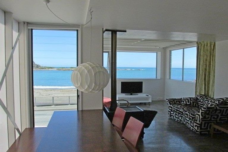 Photo of property in 72a Owhiro Bay Parade, Owhiro Bay, Wellington, 6023