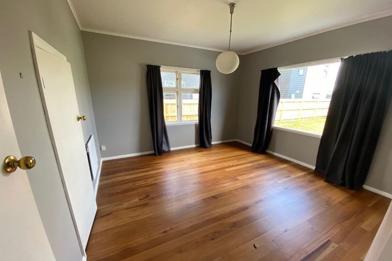 Photo of property in 27 Enderley Avenue, Enderley, Hamilton, 3214