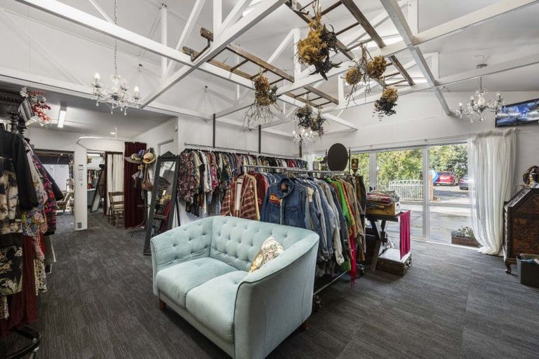 Photo of property in 11 Second Avenue, Glenbrook, Waiuku, 2681