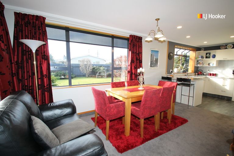 Photo of property in 15 Silverstream Drive, Mosgiel, 9024