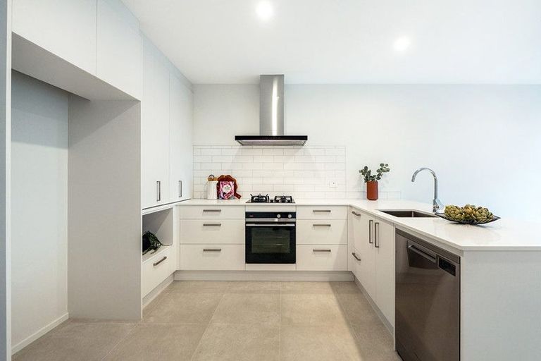 Photo of property in 21 Ngakoro Road, Karaka, Papakura, 2113