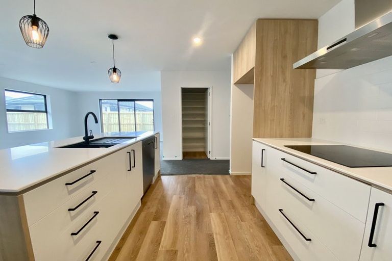 Photo of property in 40 Blakes Road, Belfast, Christchurch, 8051