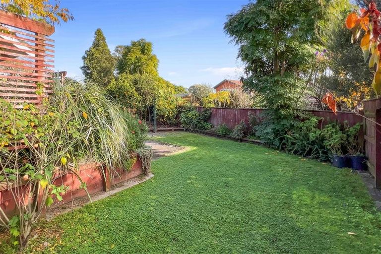 Photo of property in 8 Nimmo Avenue, Waikanae, 5036