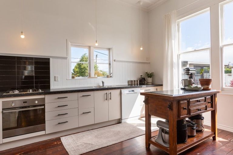 Photo of property in 8 York Street, Dannevirke, 4930