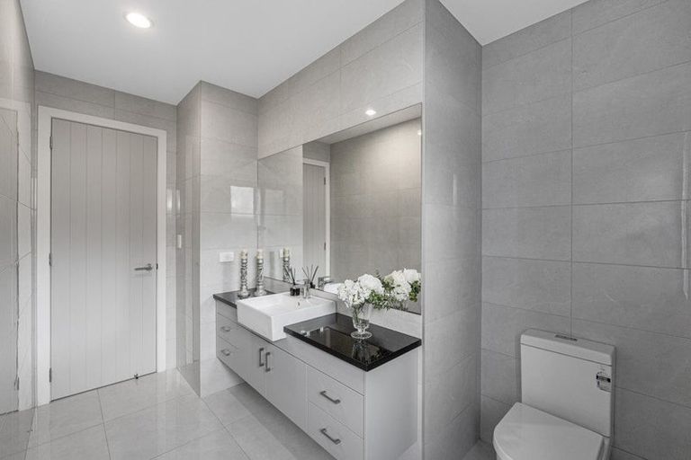 Photo of property in 6 Milano Boulevard, Karaka, Papakura, 2113