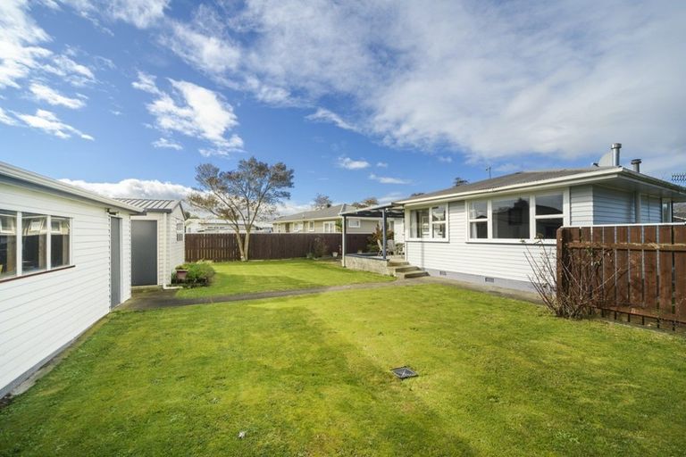 Photo of property in 56 Apollo Parade, Milson, Palmerston North, 4414
