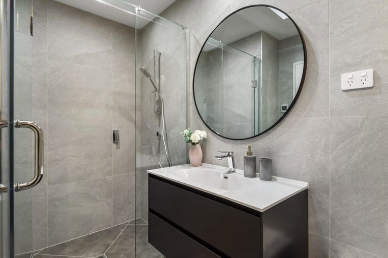 Photo of property in 4/32a Westgate Drive, Massey, Auckland, 0614