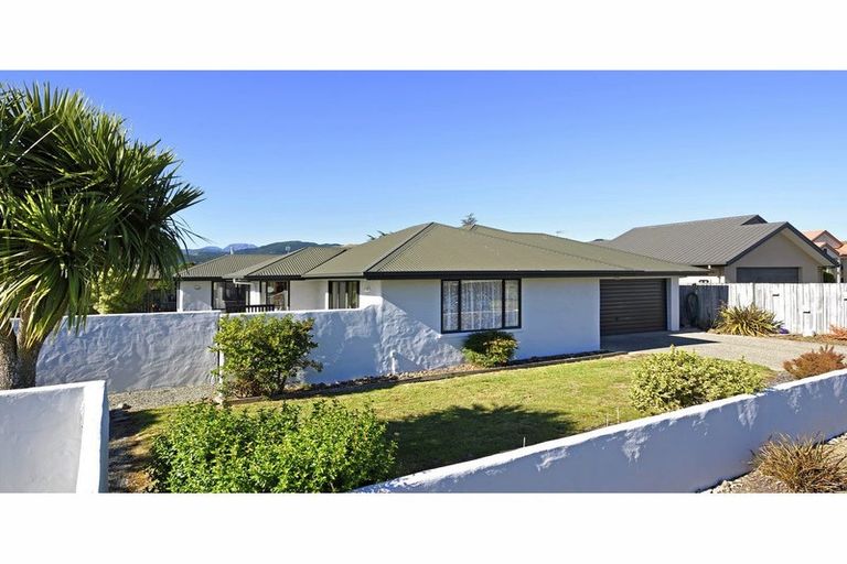 Photo of property in 70 Starveall Street, Brightwater, 7022
