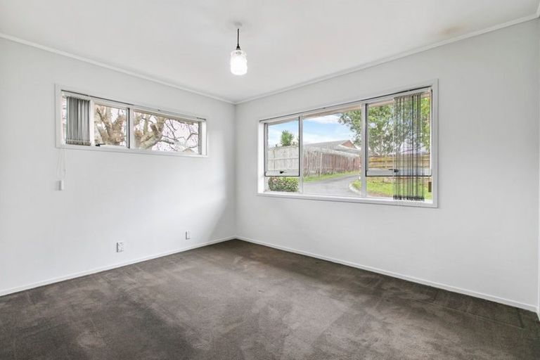 Photo of property in 1/12 Park Estate Road, Rosehill, Papakura, 2113