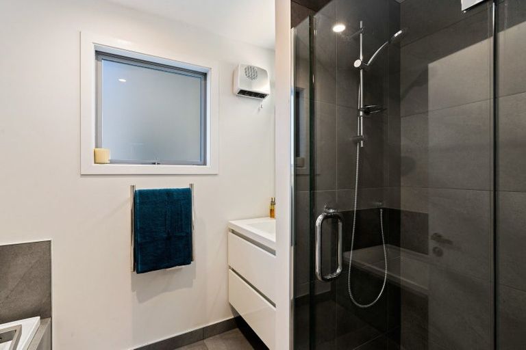 Photo of property in 106 Stalker Road, Lower Shotover, Queenstown, 9304