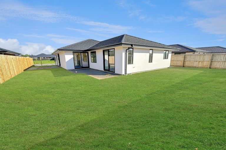 Photo of property in 20 Songpa Street, Halswell, Christchurch, 8025