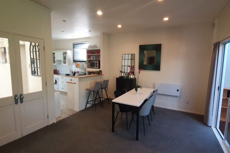 Photo of property in 2/41 Byron Avenue, Takapuna, Auckland, 0622