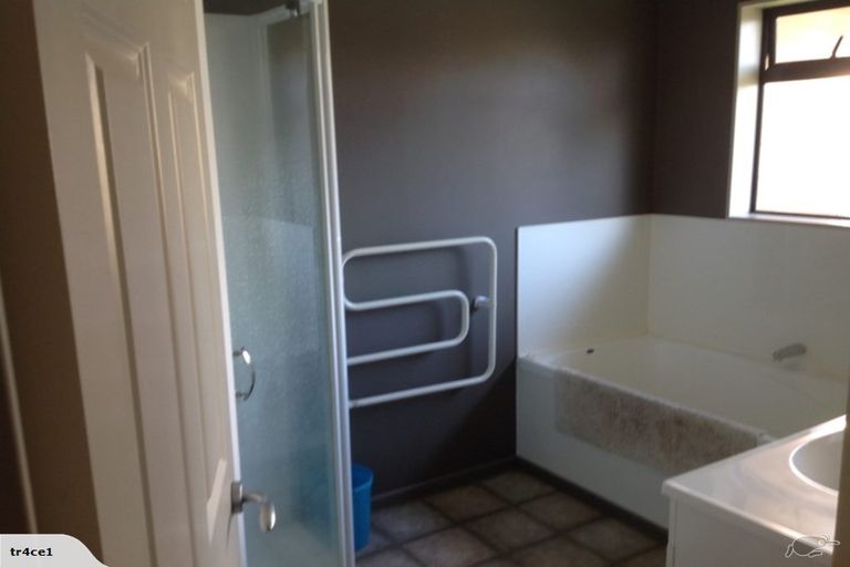 Photo of property in 6 Honeysuckle Lane, Ohauiti, Tauranga, 3112