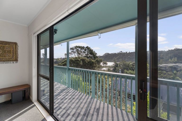 Photo of property in 63 Pemberton Avenue, Bayview, Auckland, 0629