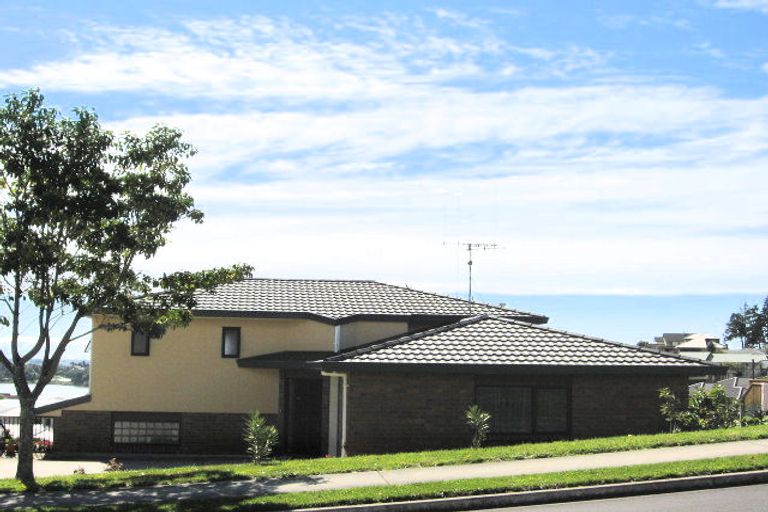 Photo of property in 1 Highcroft Place, Welcome Bay, Tauranga, 3112